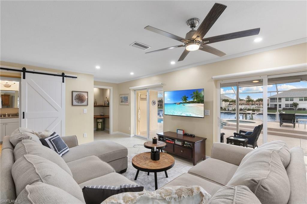 CAPE CORAL - Residential Lease