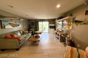 REGENCY CONDO - Residential