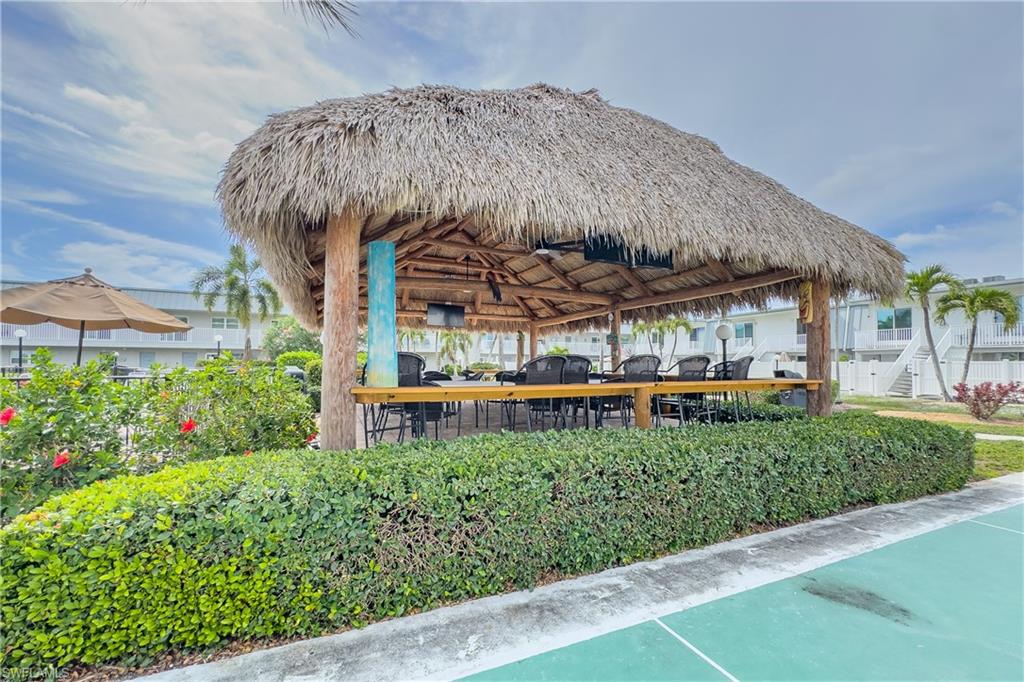 REGENCY CONDO - Residential