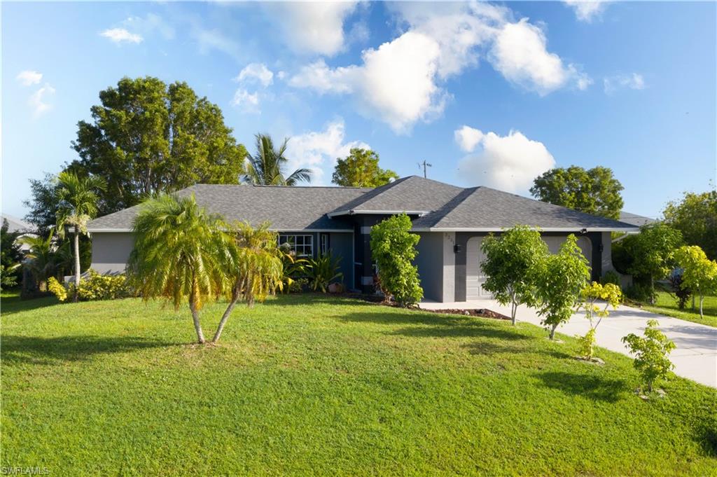 CAPE CORAL - Residential