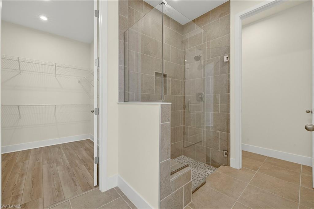 BONAVIE COVE - Residential Lease