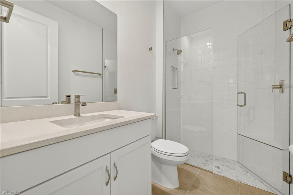 BONAVIE COVE - Residential Lease