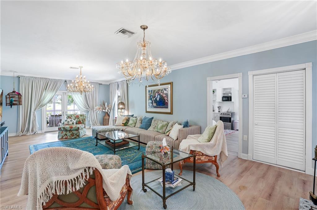 BRIARCLIFF - Residential