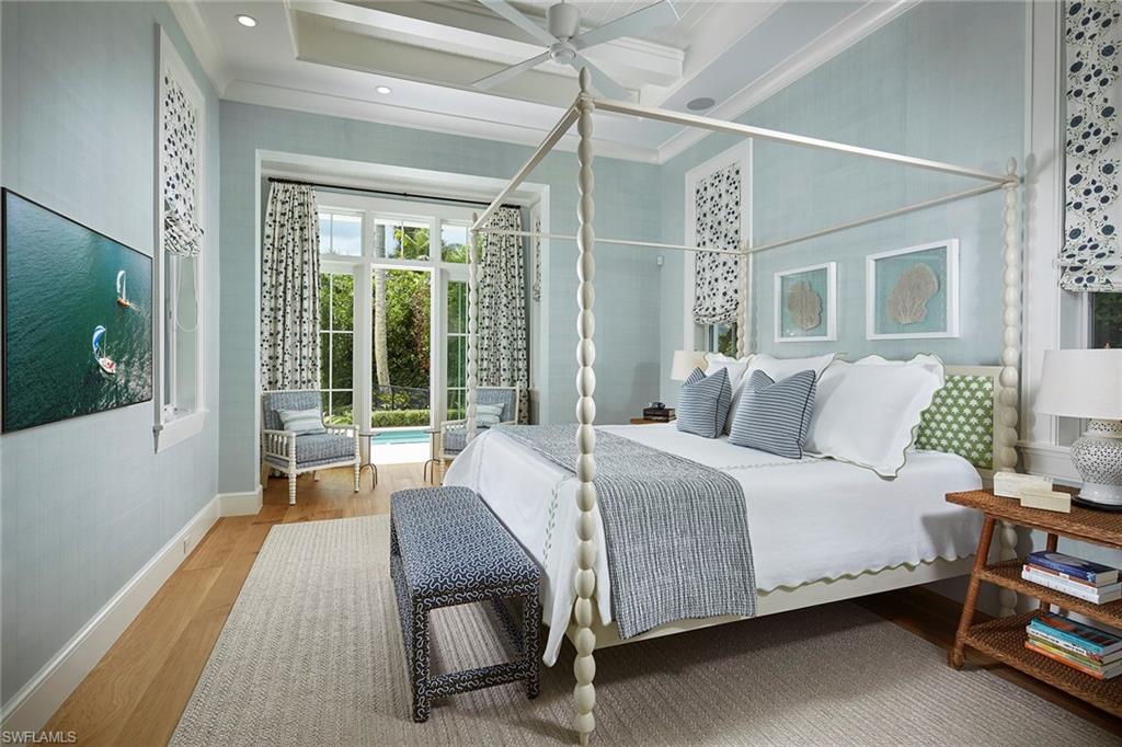 MOORINGS - Residential