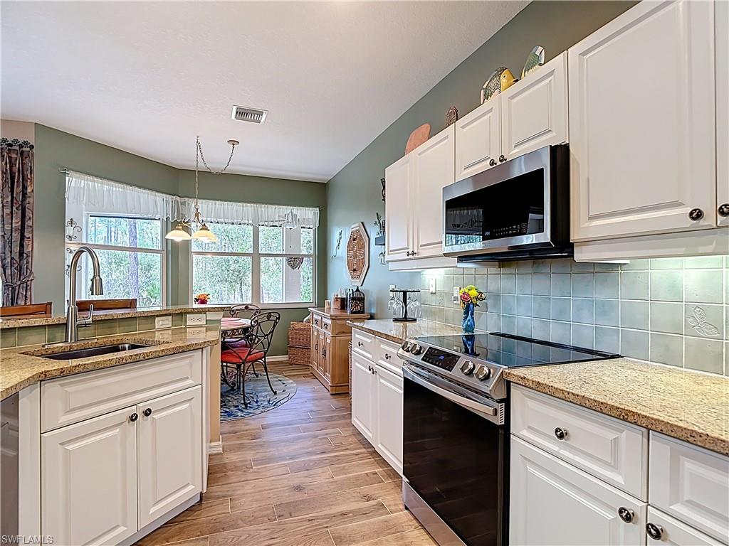 HERONS GLEN - Residential