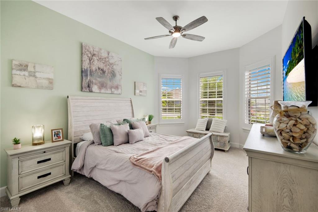 ESPLANADE LAKE CLUB - Residential