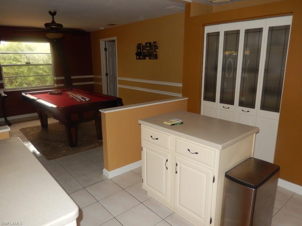 SAN CARLOS PARK - Residential