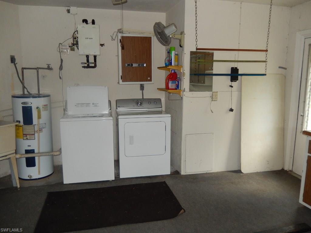 SAN CARLOS PARK - Residential