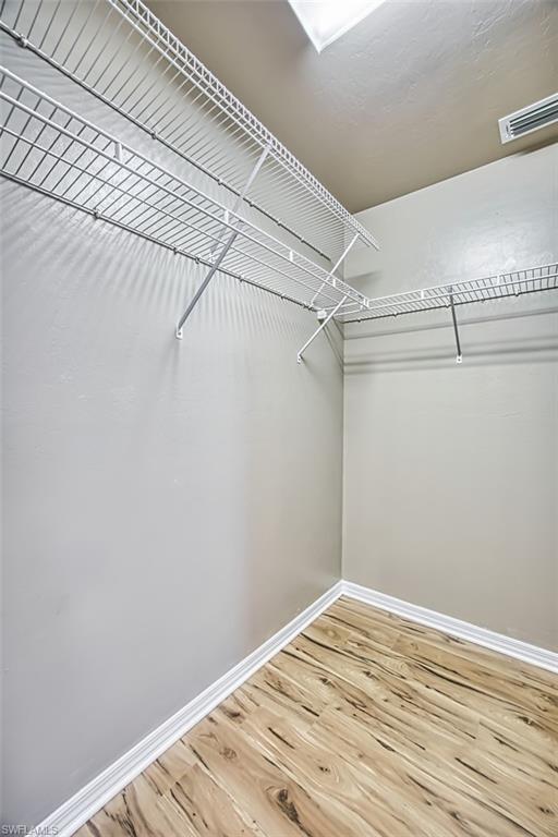 AVALON BAY - Residential