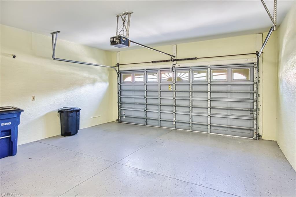 AVALON BAY - Residential