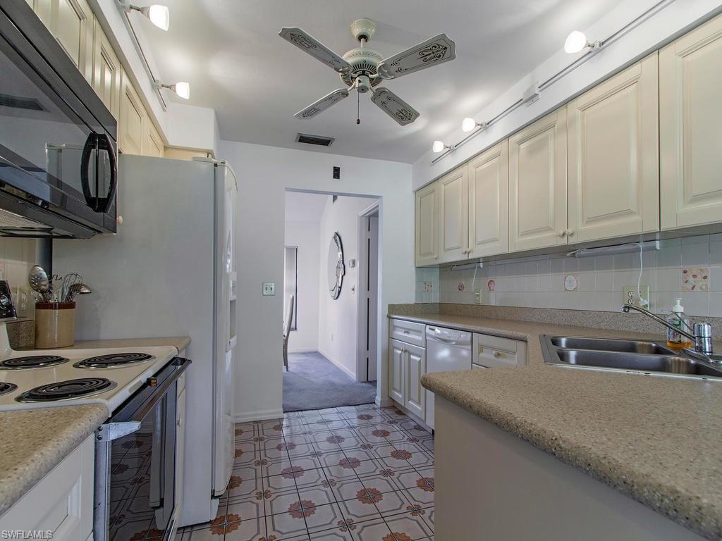 BEACHWALK HOMES - Residential