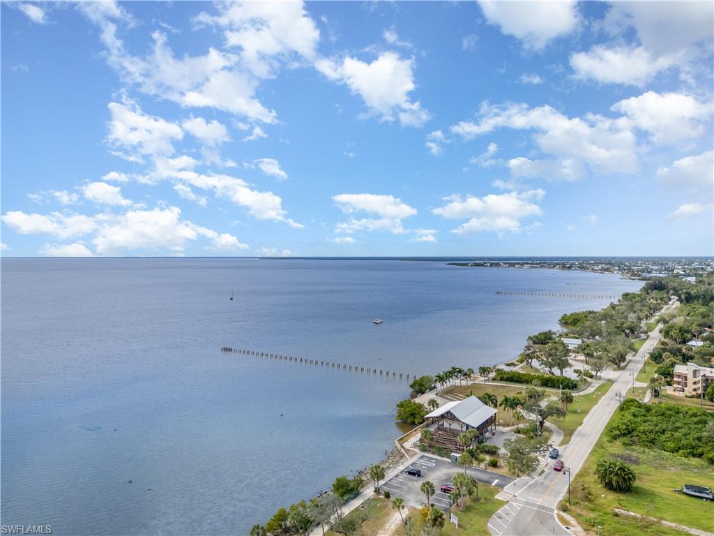 PORT CHARLOTTE - Residential