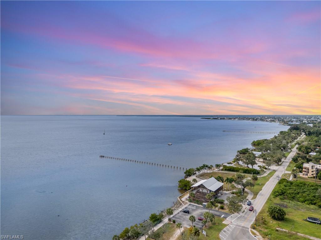 PORT CHARLOTTE - Residential