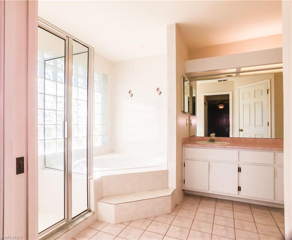 WILLOW LAKE - Residential