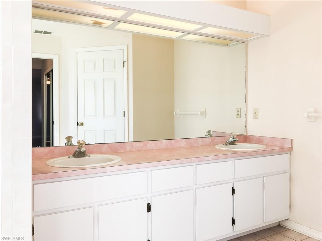 WILLOW LAKE - Residential