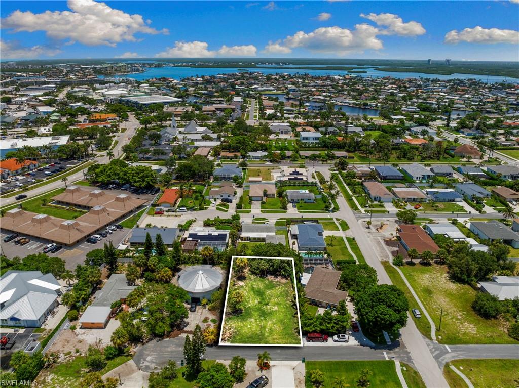 MARCO ISLAND - Land