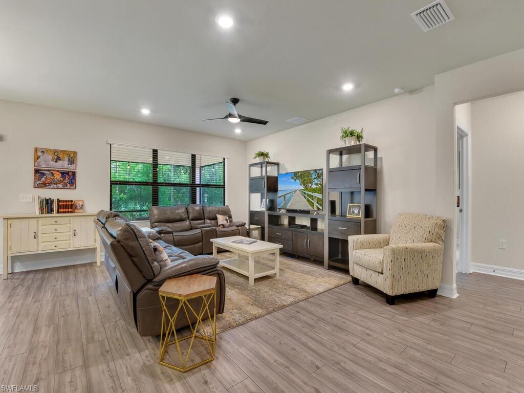 ENCLAVES AT EAGLE LANDING - Residential