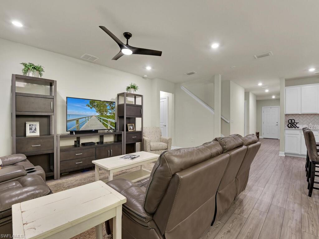 ENCLAVES AT EAGLE LANDING - Residential