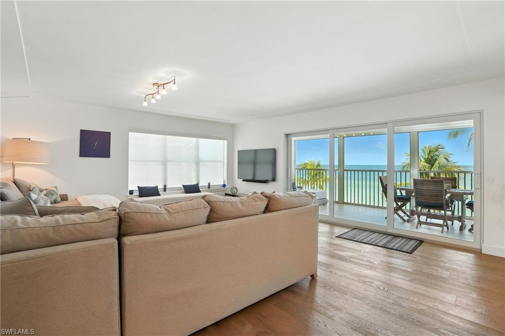 SAND CASTLE - Residential Lease