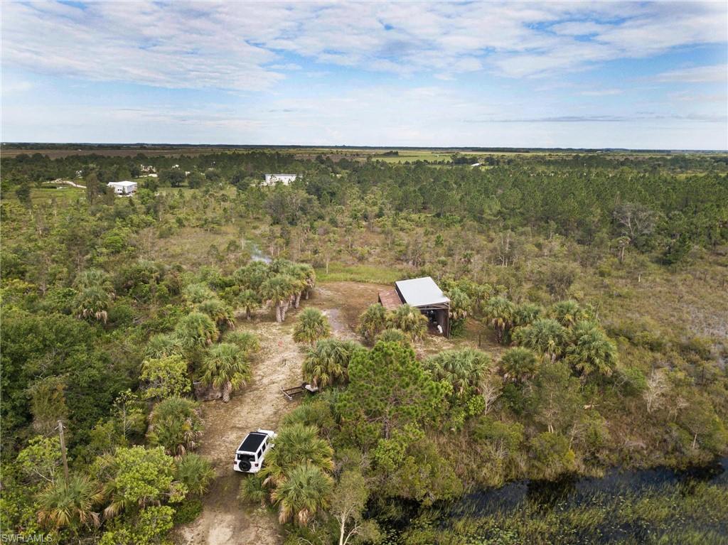 GOLDEN RANCHES - Land