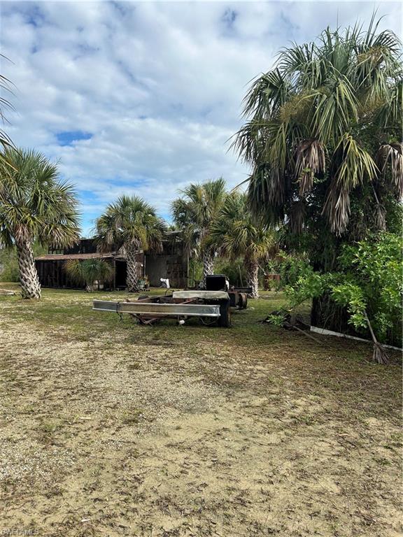 GOLDEN RANCHES - Land