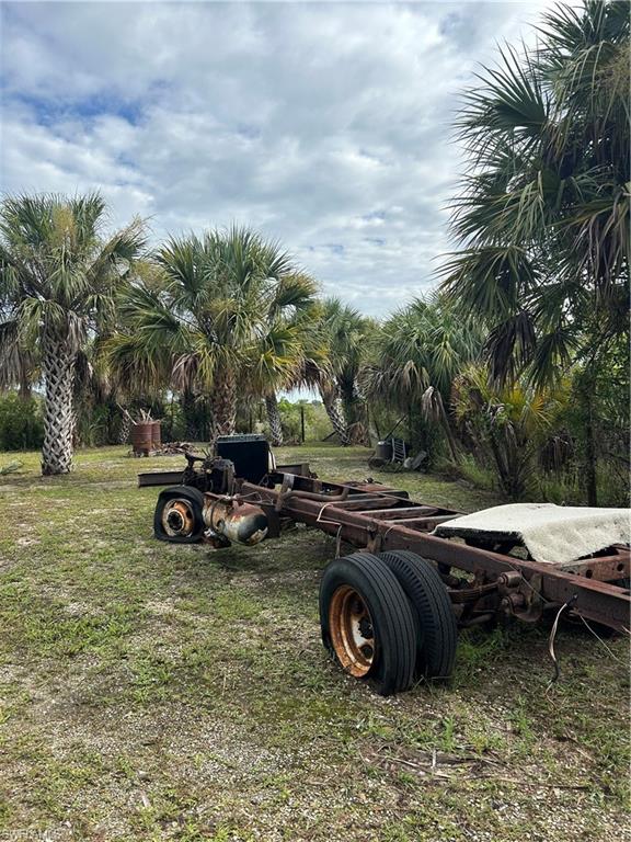 GOLDEN RANCHES - Land