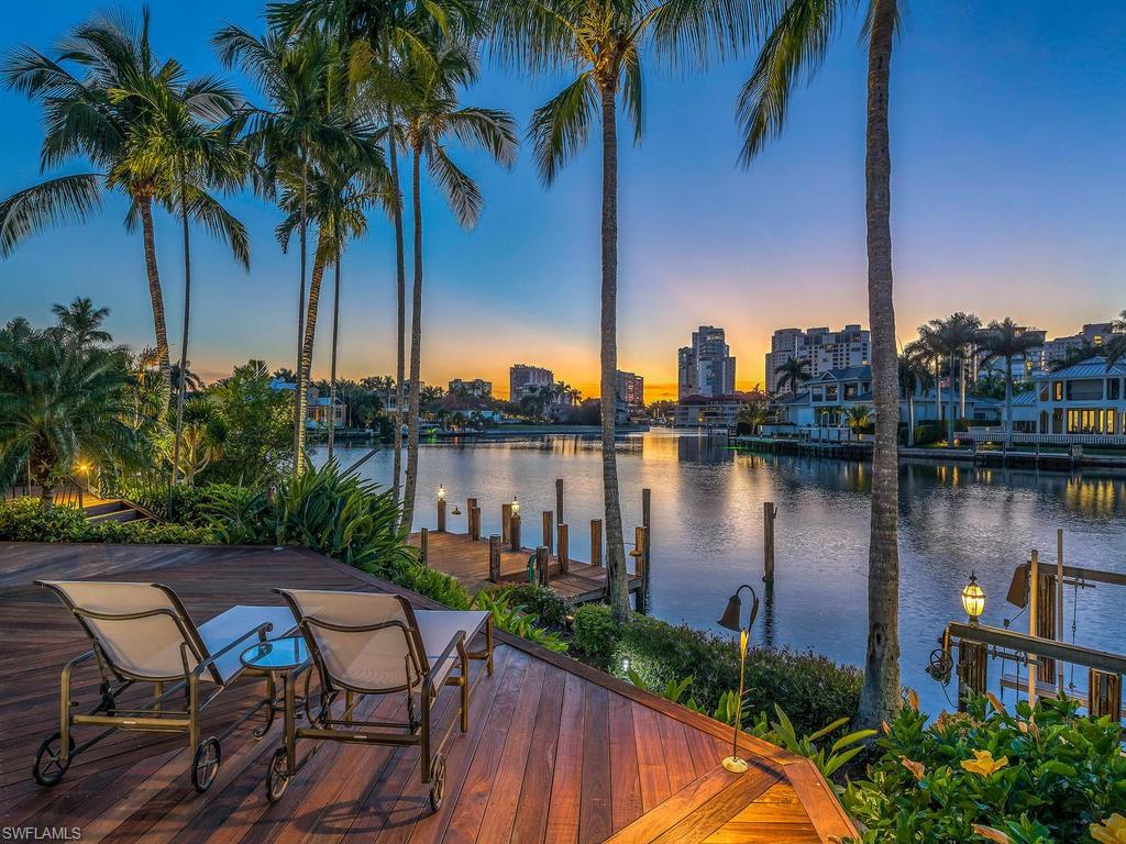 PARK SHORE - Residential