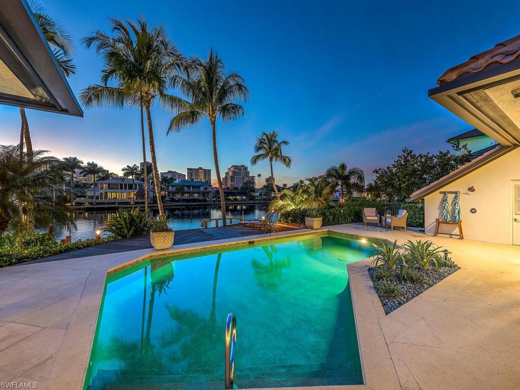 PARK SHORE - Residential