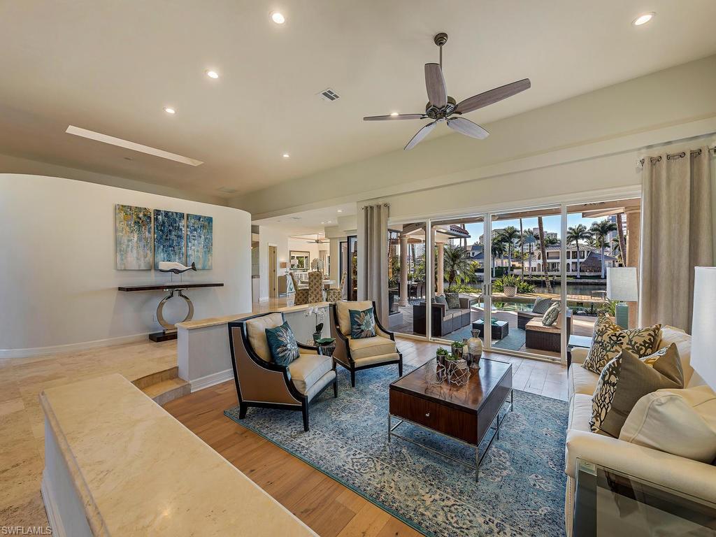 PARK SHORE - Residential