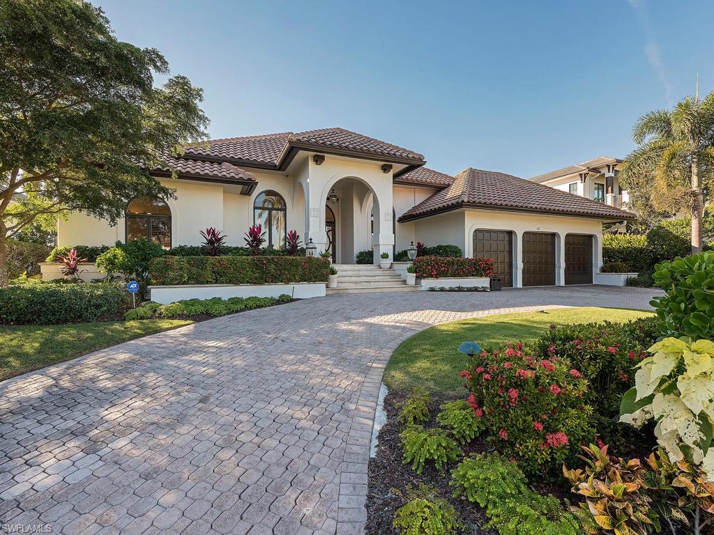 PARK SHORE - Residential