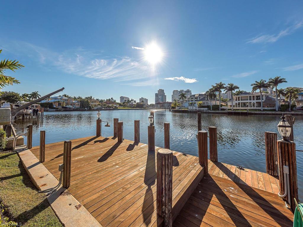 PARK SHORE - Residential