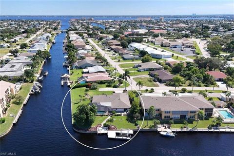 4002 SE 12th AVE CAPE CORAL FL 33904