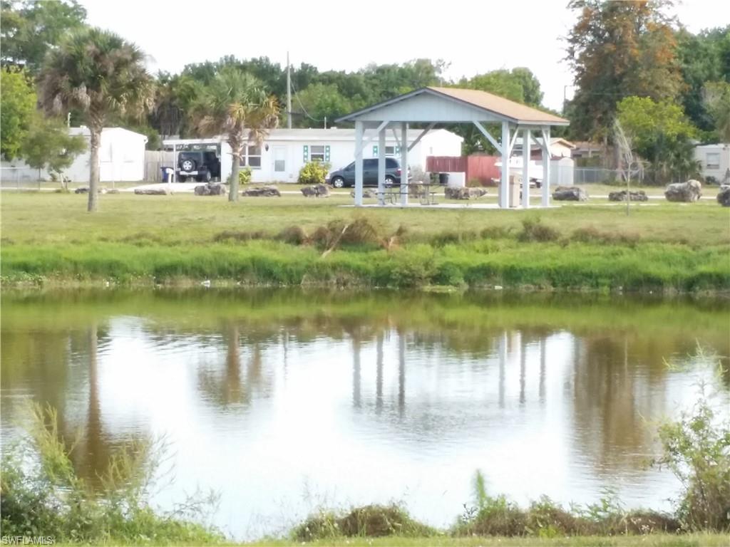 TROPIC ISLES - Residential