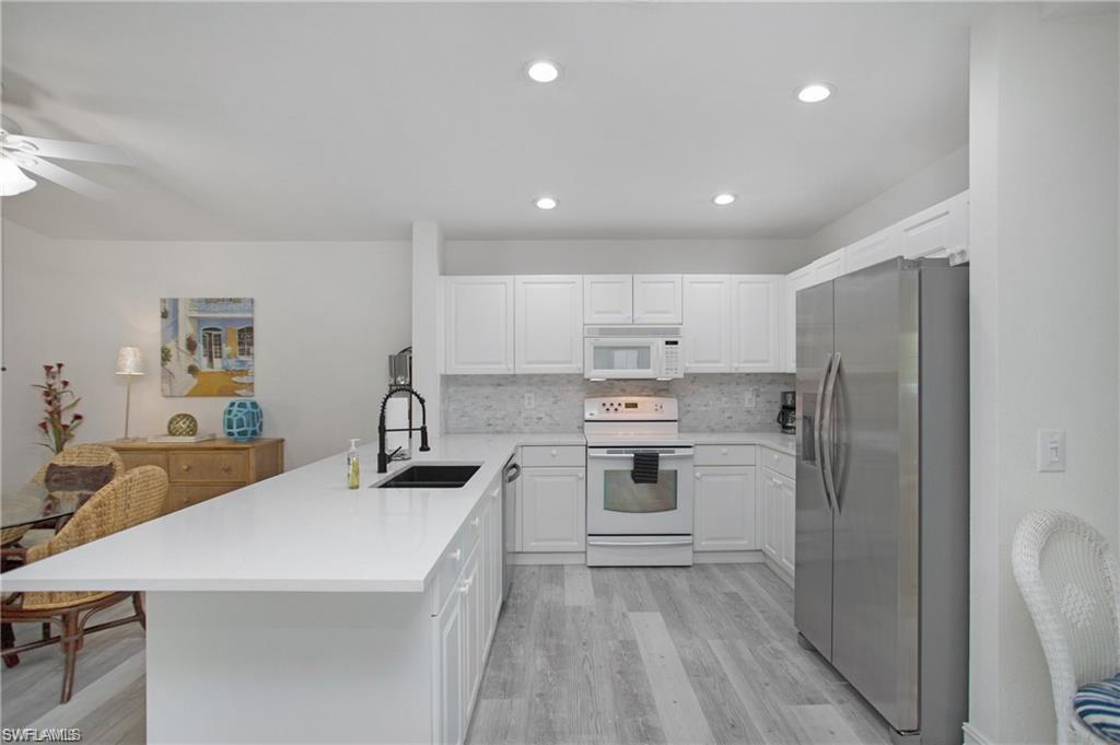 DIAMOND LAKE - Residential Lease