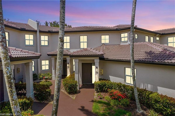 700 DIAMOND CIR APT 706, NAPLES, FL 34110 - Image 8a2a92bbdd73d287d21f6ae63a8102ee/3418159769