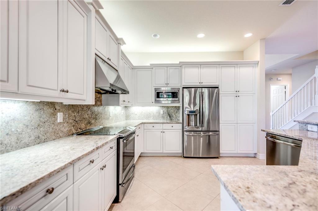 RIVERSTONE - Residential