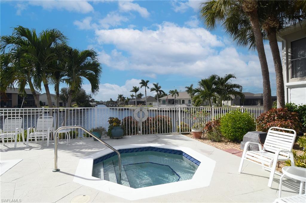 MOORINGS OF CAPE CORAL CONDO PHASE 1 - Residential