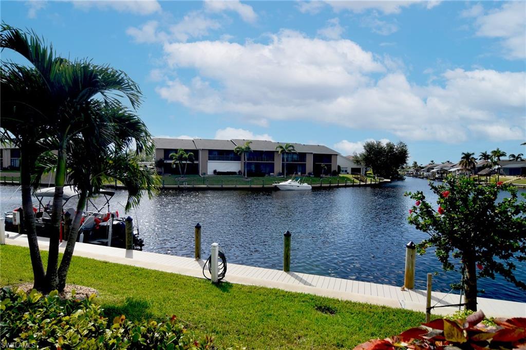 MOORINGS OF CAPE CORAL CONDO PHASE 1 - Residential
