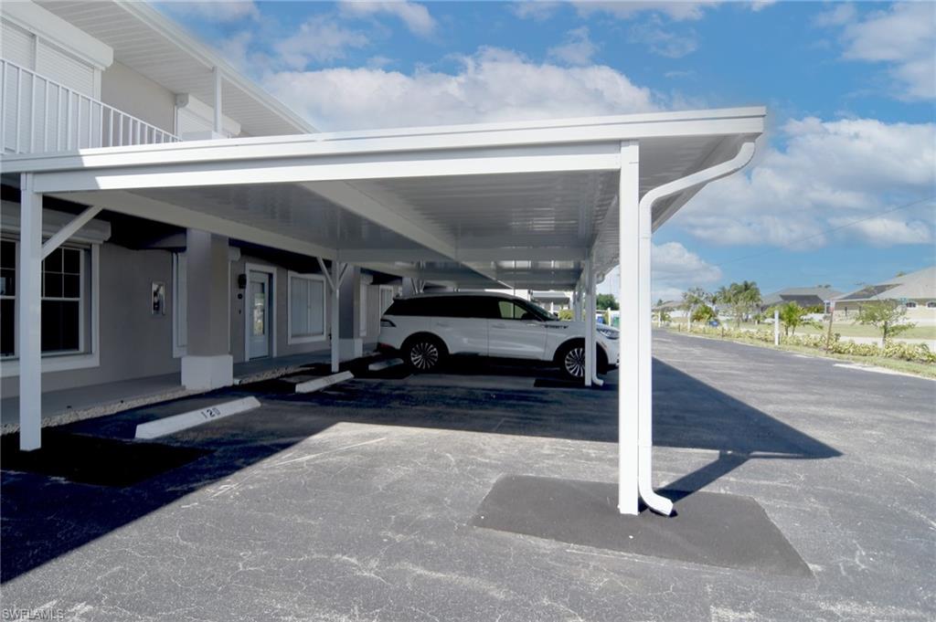 MOORINGS OF CAPE CORAL CONDO PHASE 1 - Residential