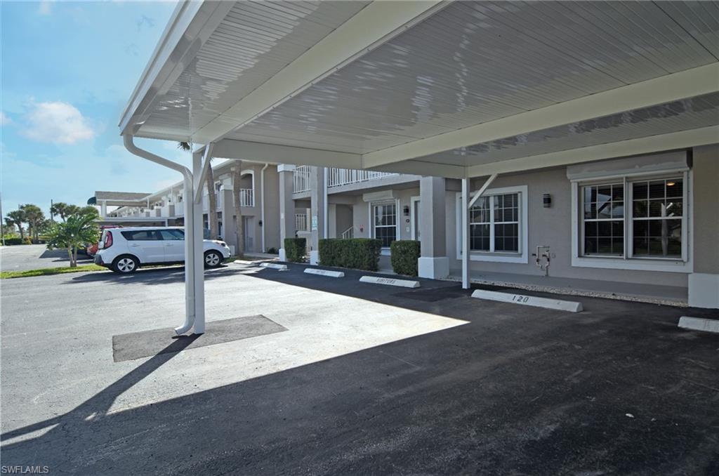 MOORINGS OF CAPE CORAL CONDO PHASE 1 - Residential