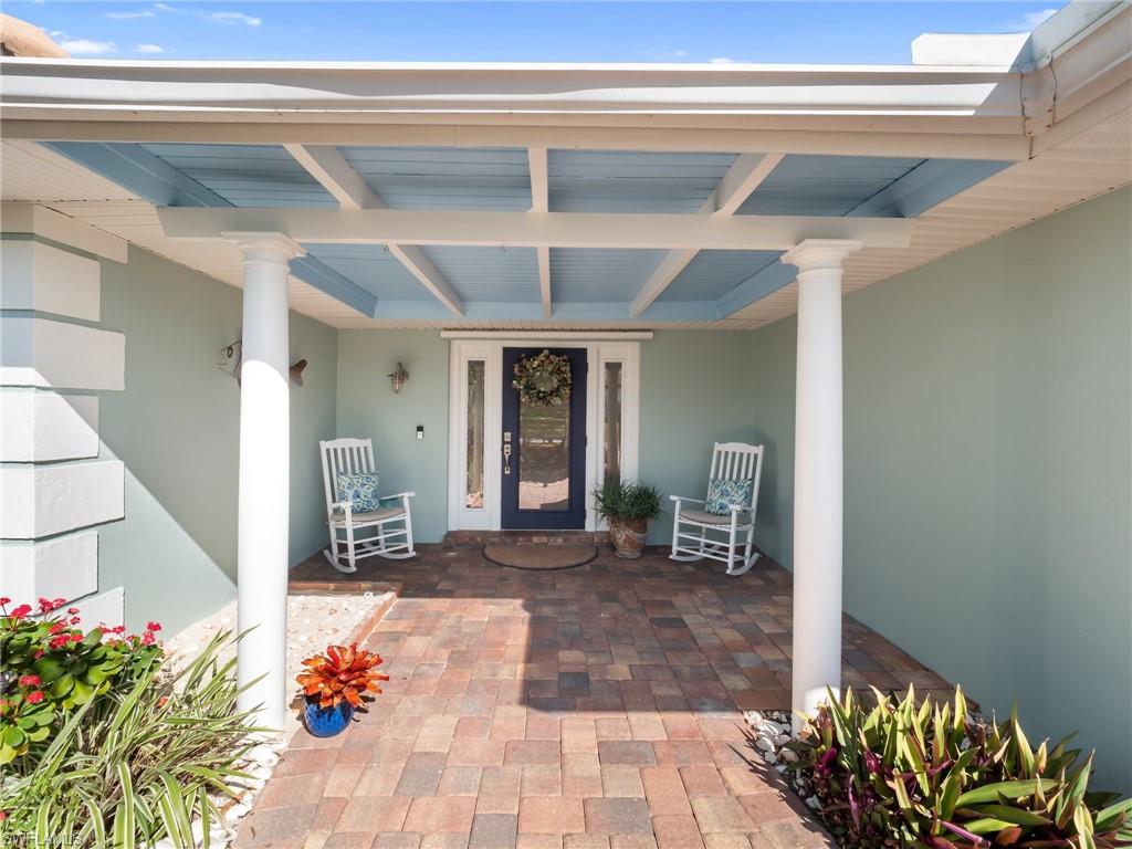 TOWN AND RIVER - Residential