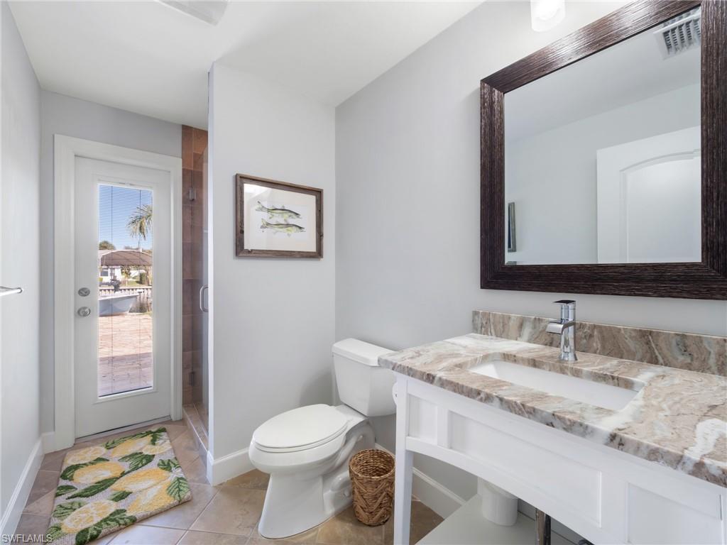 TOWN AND RIVER - Residential