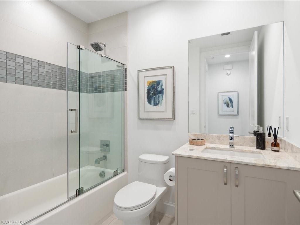 ELEVEN ELEVEN CENTRAL - Residential