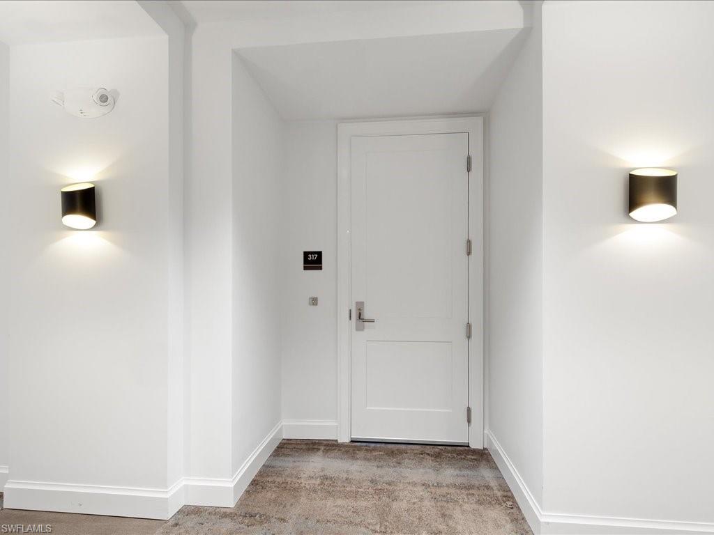 ELEVEN ELEVEN CENTRAL - Residential