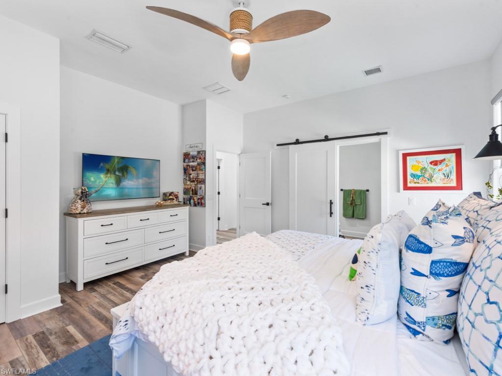 MARCO BEACH - Residential