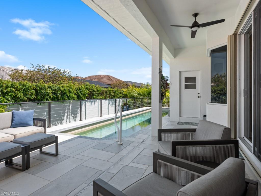 MARCO BEACH - Residential