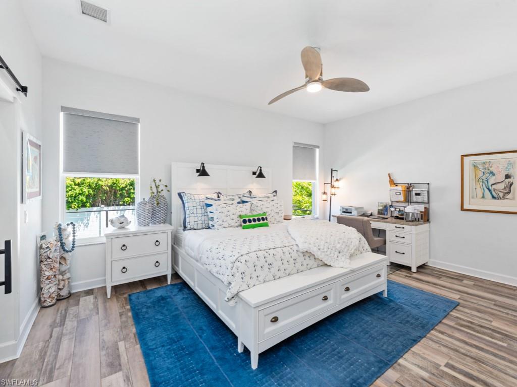 MARCO BEACH - Residential