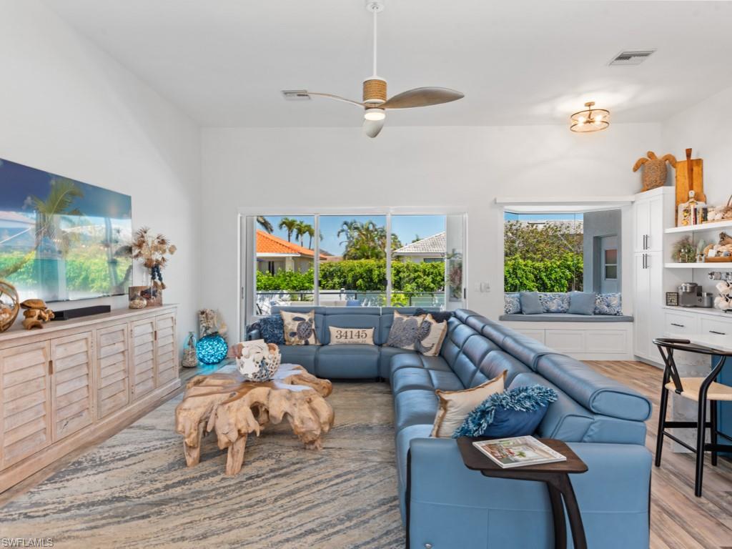 MARCO BEACH - Residential