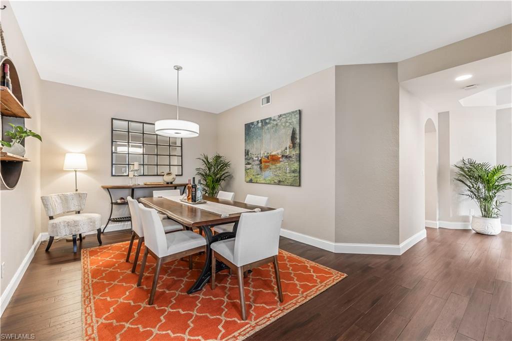 CARRIAGE HOMES AT WOODS EDGE - Residential