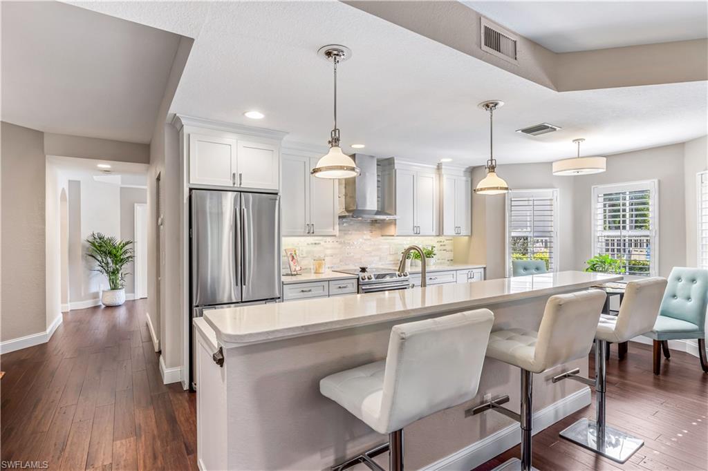 CARRIAGE HOMES AT WOODS EDGE - Residential